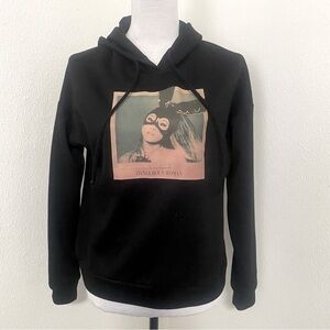 Ariana Grande Dangerous Woman Tour Black Hoodie Small Simply Styled By Sears